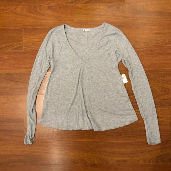 ❌SOLD❌NWT Free People Rock the Boat Gray Tee - Picture 2 of 4